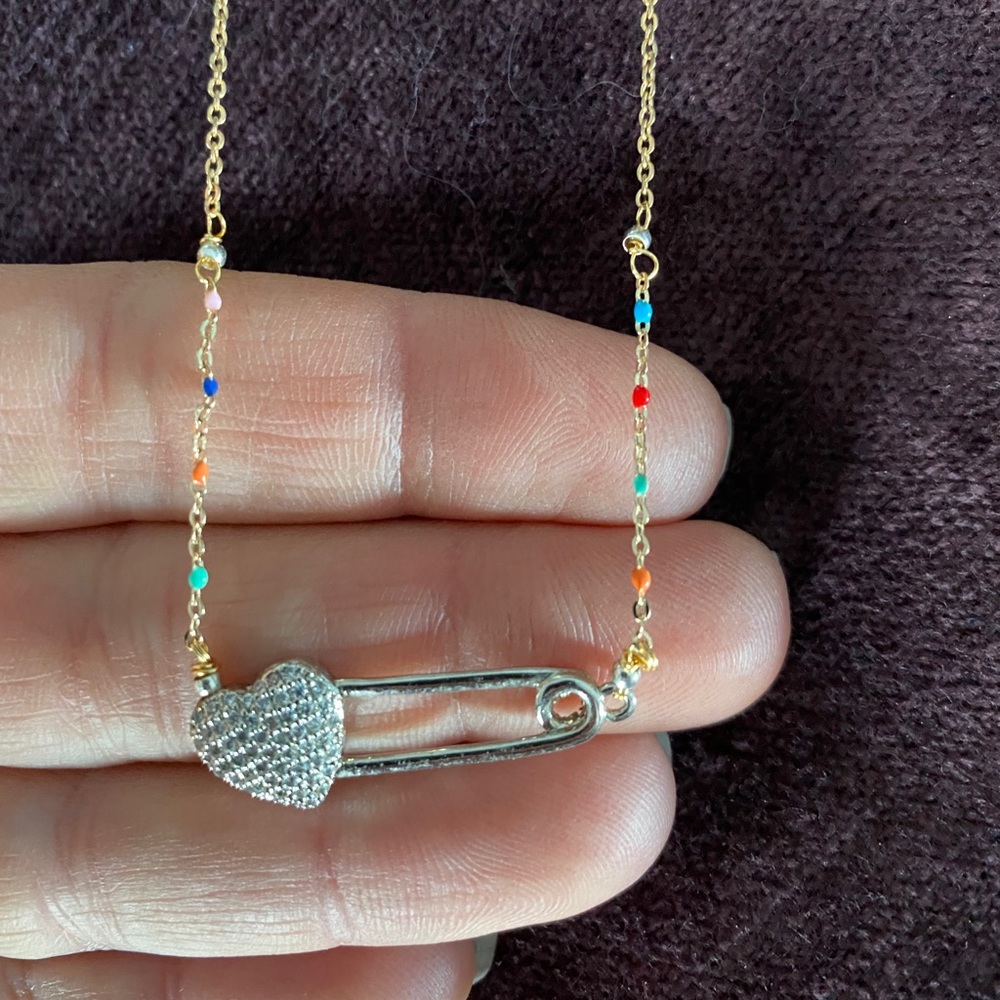 NWT Lucky Brand Petite Necklace w Heart Pin Detail